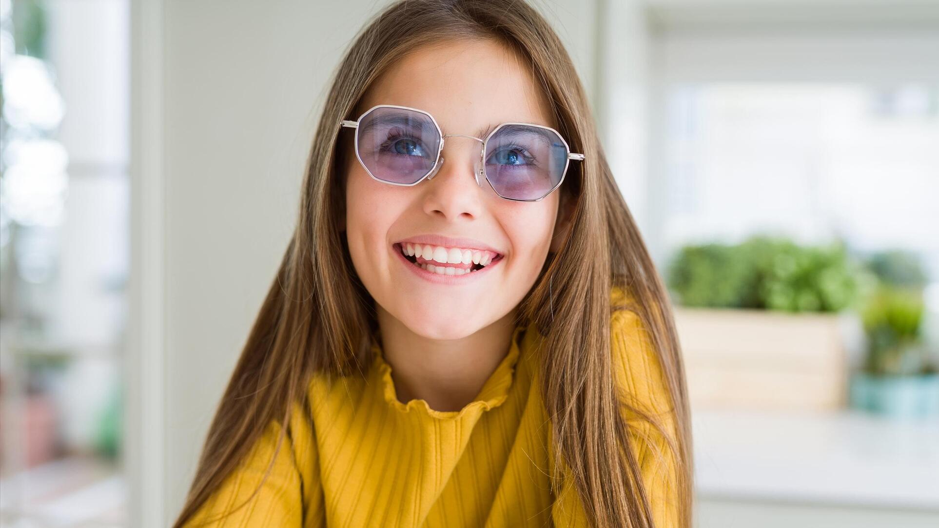 How to Choose Sunglasses for Your Face Shape (3 Crucial Factors)