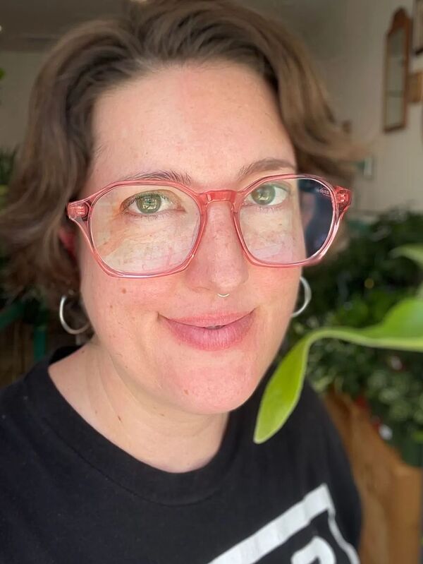 Customer review of Stoltz by Emily H.