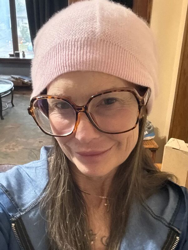 Customer review of Kamana by Vernadette E.