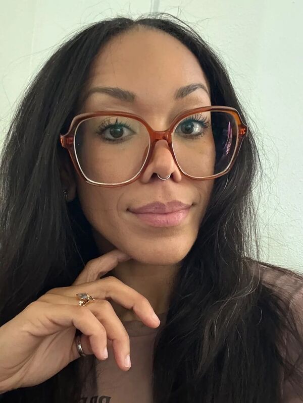 Customer review of Kamana by Ashley M.