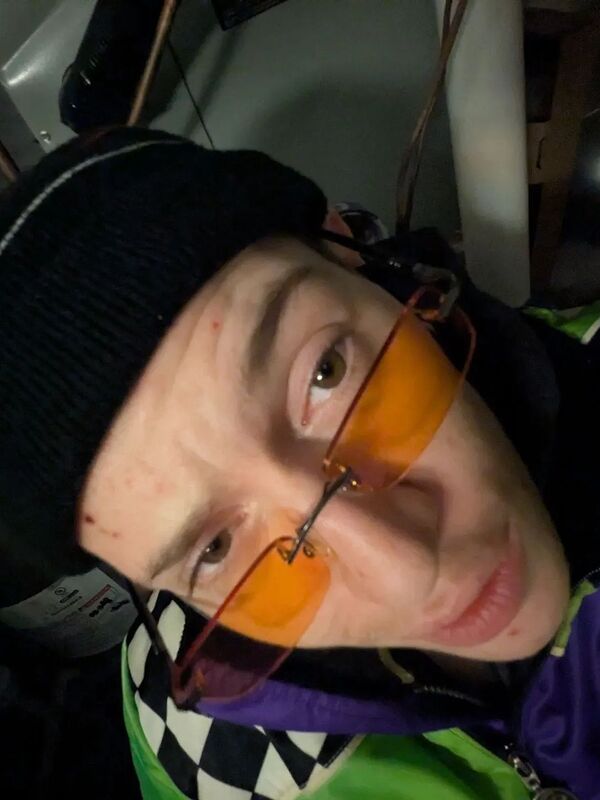 Customer review of Mast by Wade C.