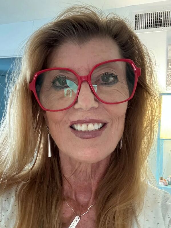 Customer review of Kamana by Beth S.