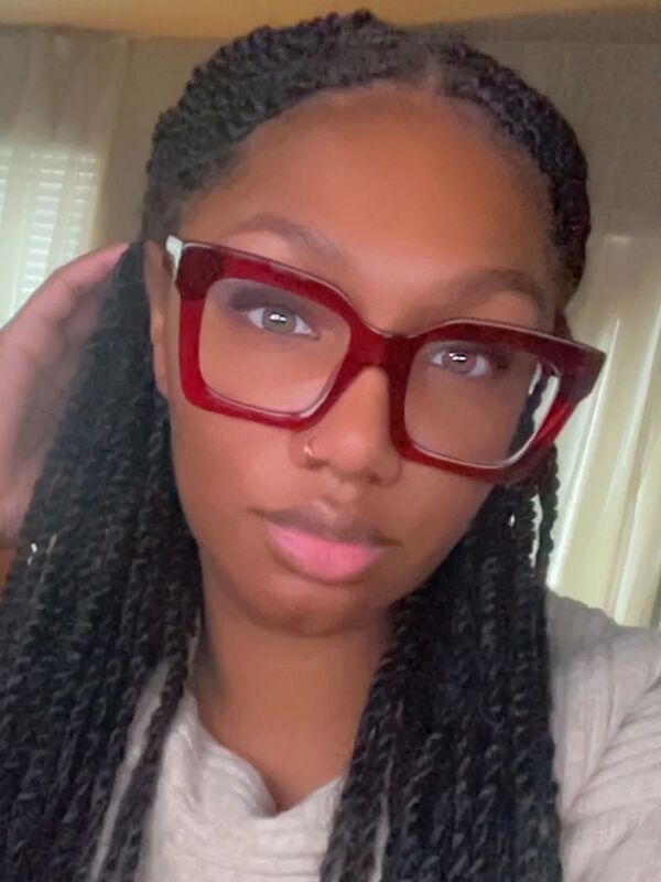 Customer review of Piper by Ayah J. I.