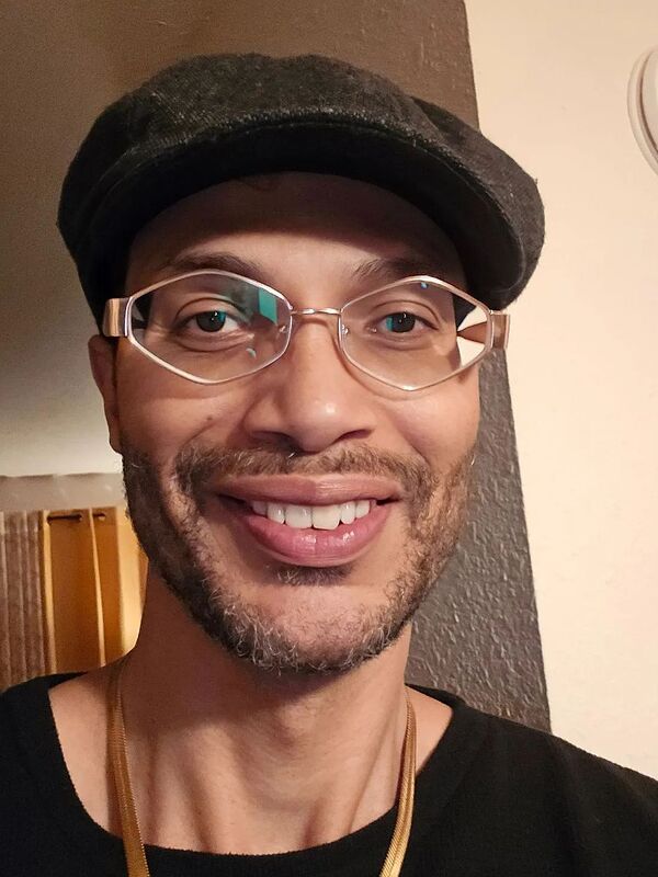 Customer review of Midney by Jonathan L. H.