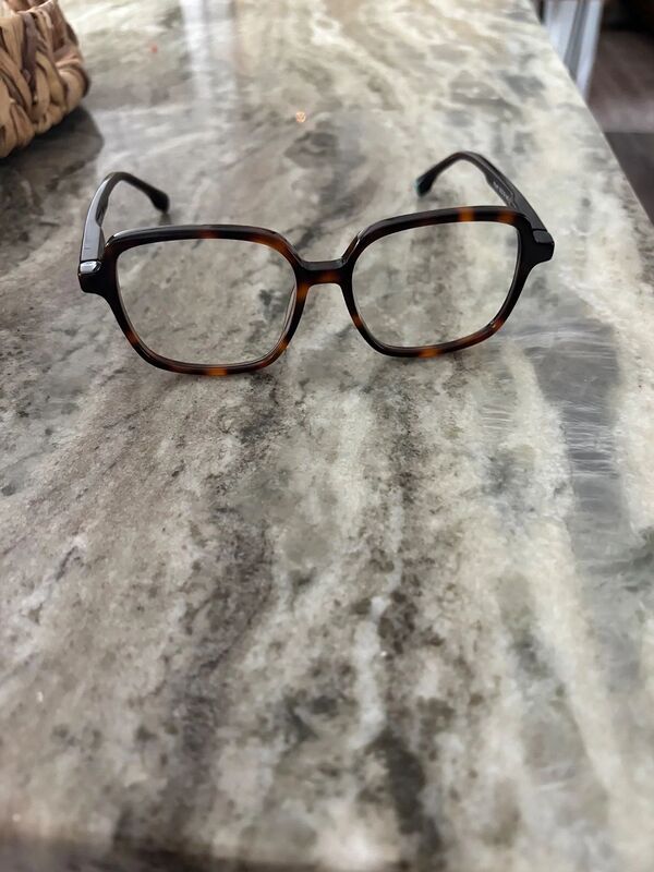 Customer review of Huynh by Susan R.