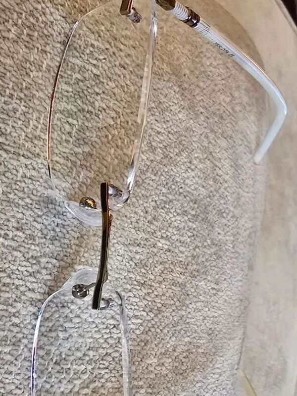 Customer review of Mast by Christopher L.