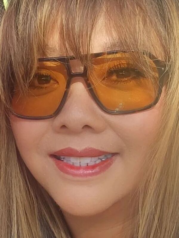 Customer review of Kingston by Patti H.