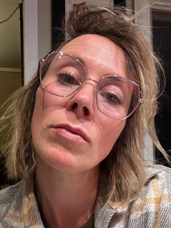 Customer review of Suarie by Hilary O. Q.