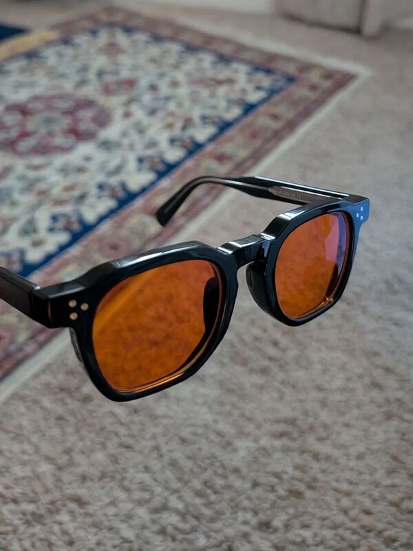 Customer review of Fingar by Khwaja A.