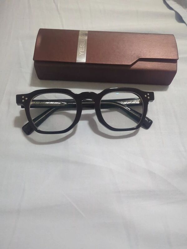 Customer review of Fingar by Shawn S.