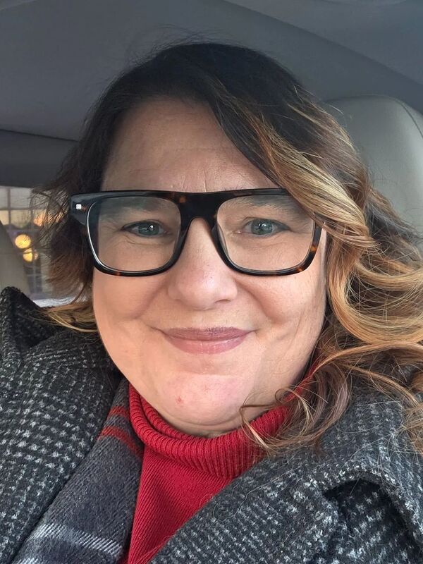 Customer review of Emas by Winona E.