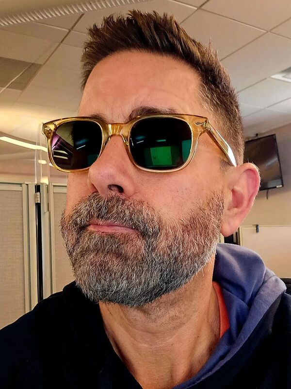 Customer review of Raemo by Joe B.