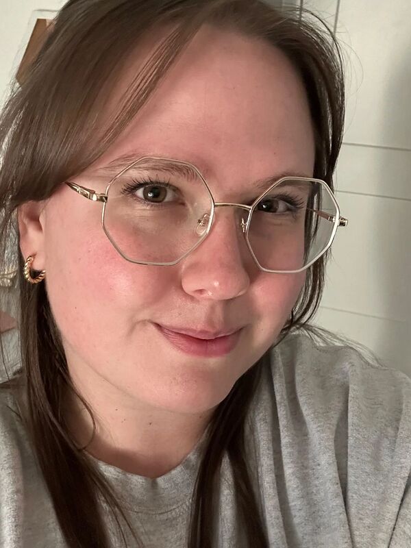 Customer review of Fall by Sierra Q.