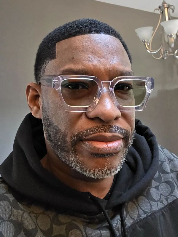 Customer review of Powers by Raymond S.