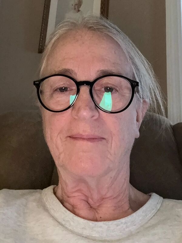 Customer review of L'Aecho by Elizabeth H.