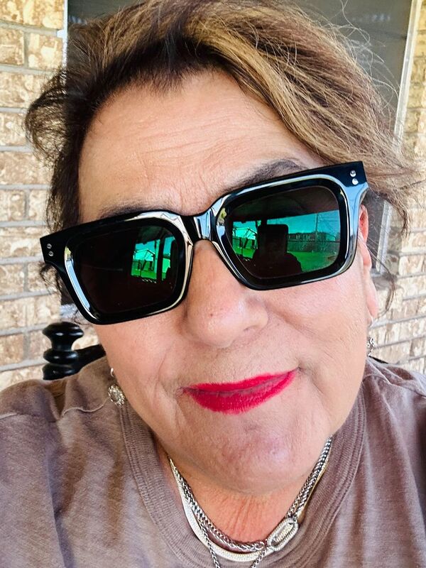 Customer review of Izael by Diane G.