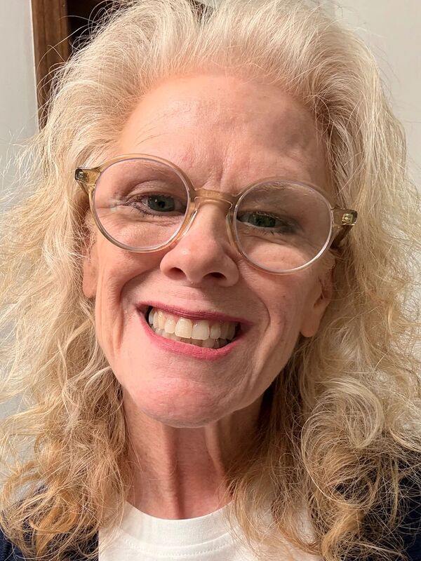 Customer review of Future by Melissa P.