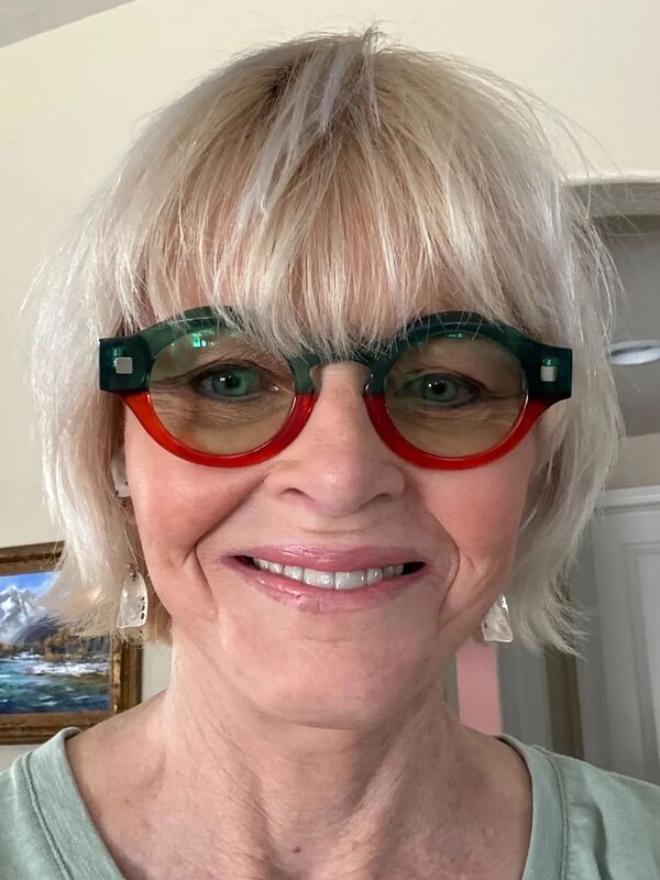 Customer review of Nuzzo by Mary L. W.