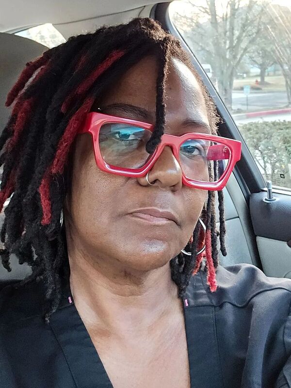 Customer review of Powers by Tara D.