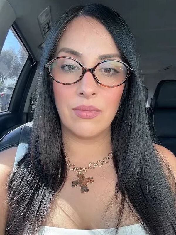 Customer review of Ubell by Brianna V.