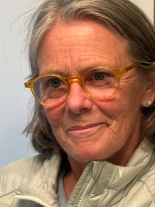 Customer review of Jardi by Elisabeth M.