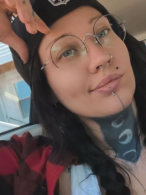 Customer review of Harry by Roxanne L.