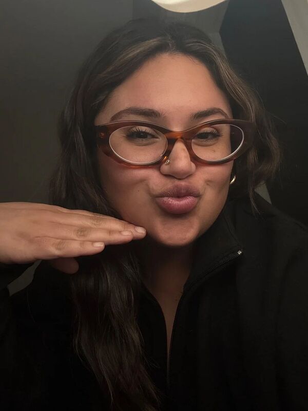 Customer review of Begonia by Kiara F.