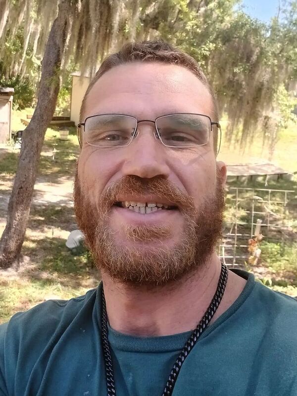 Customer review of Lofton by Eric C. J.