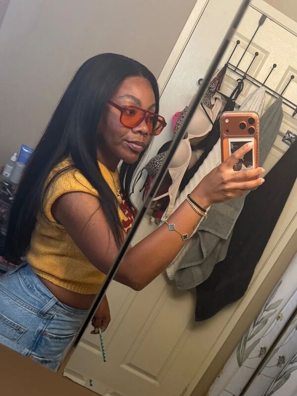 Customer review of Kingston by Hailey W.