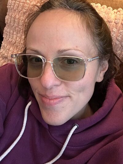 Customer review of Planet by Mariel B.