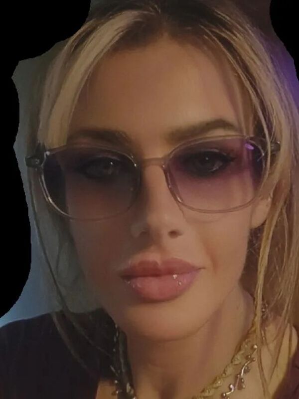 Customer review of Vivolo by Karen S.