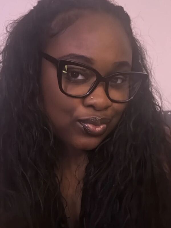Customer review of Sites by Kiana J.