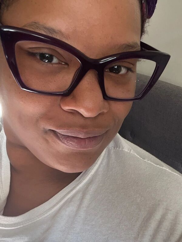 Customer review of Wayar by Kenisha G.