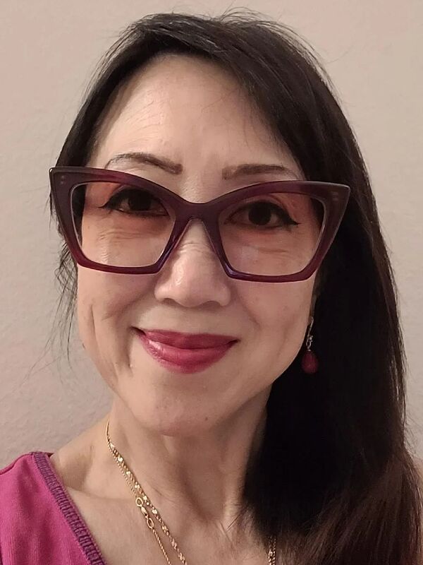 Customer review of Wayar by Linda C.