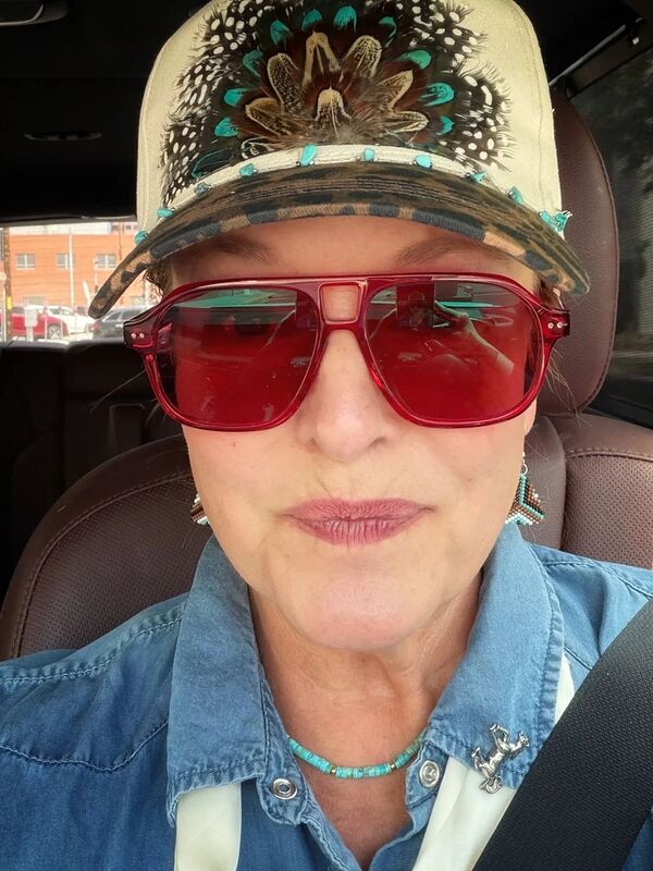 Customer review of Kingston by Tammy M.