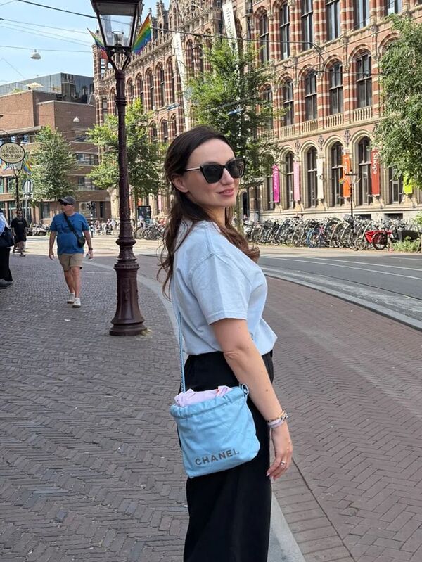 Customer review of Swartz by Ksenia M.