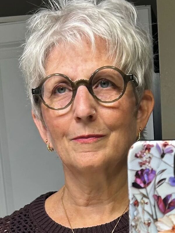 Customer review of School by Paula W. R.